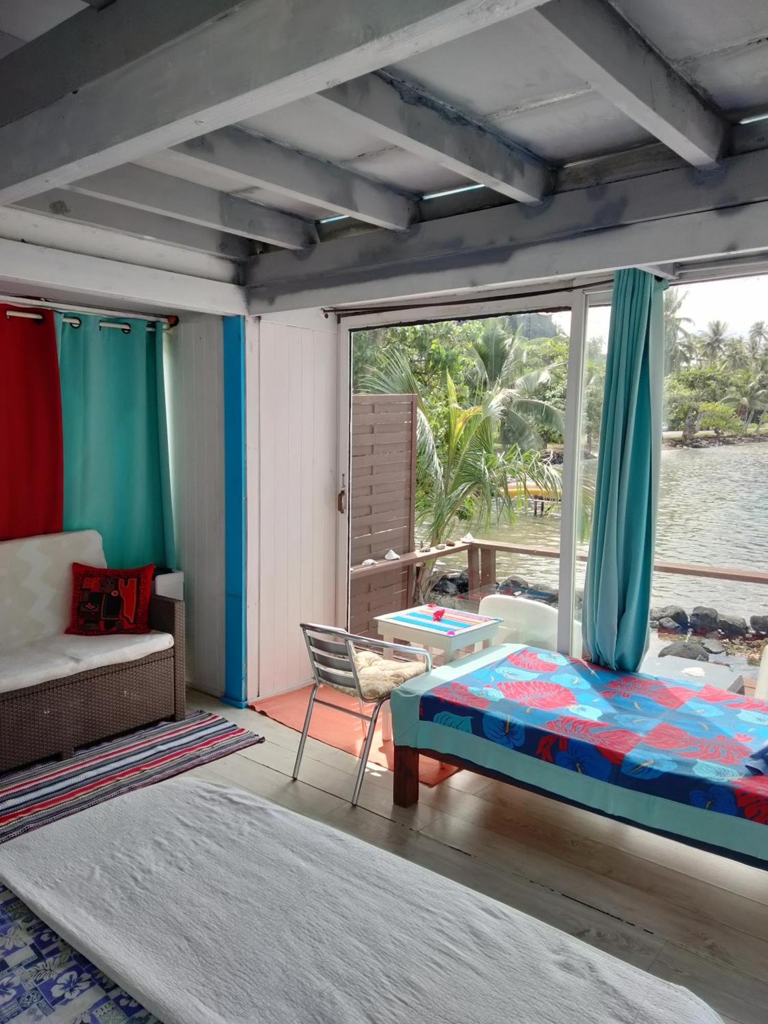 Bungalow Vue Lagon 180 Degre, La Maison Bleue Moorea Exterior photo